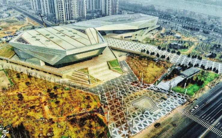 滨河体育中心 滨河体育中心，活力四溢的运动天堂