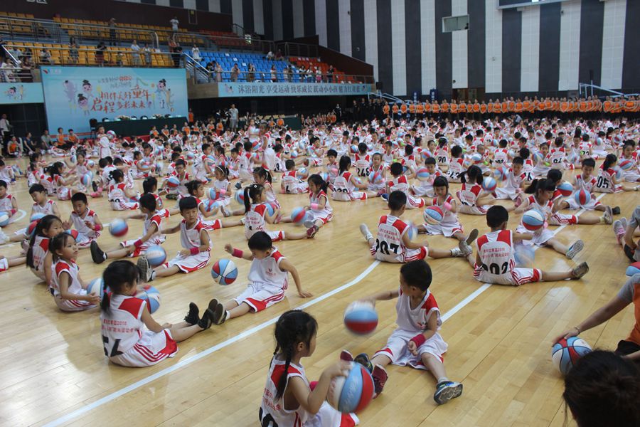 篮球操进场和退场顺序 篮球操进场和退场顺序